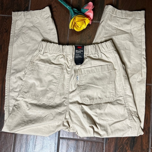 Levi’s Premium High Rise Balloon Pants Beige Urban - Picture 4 of 4